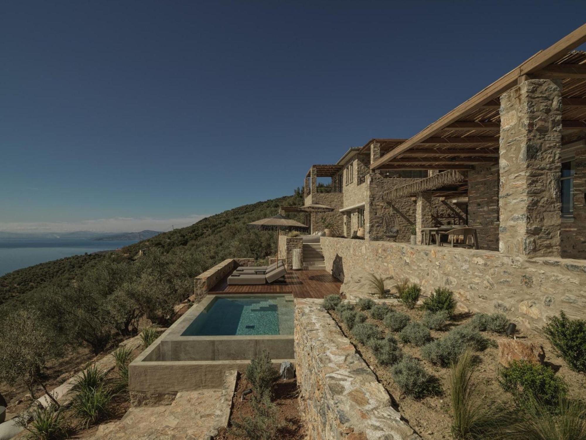 Peliva Nature Suites Pinakátai エクステリア 写真