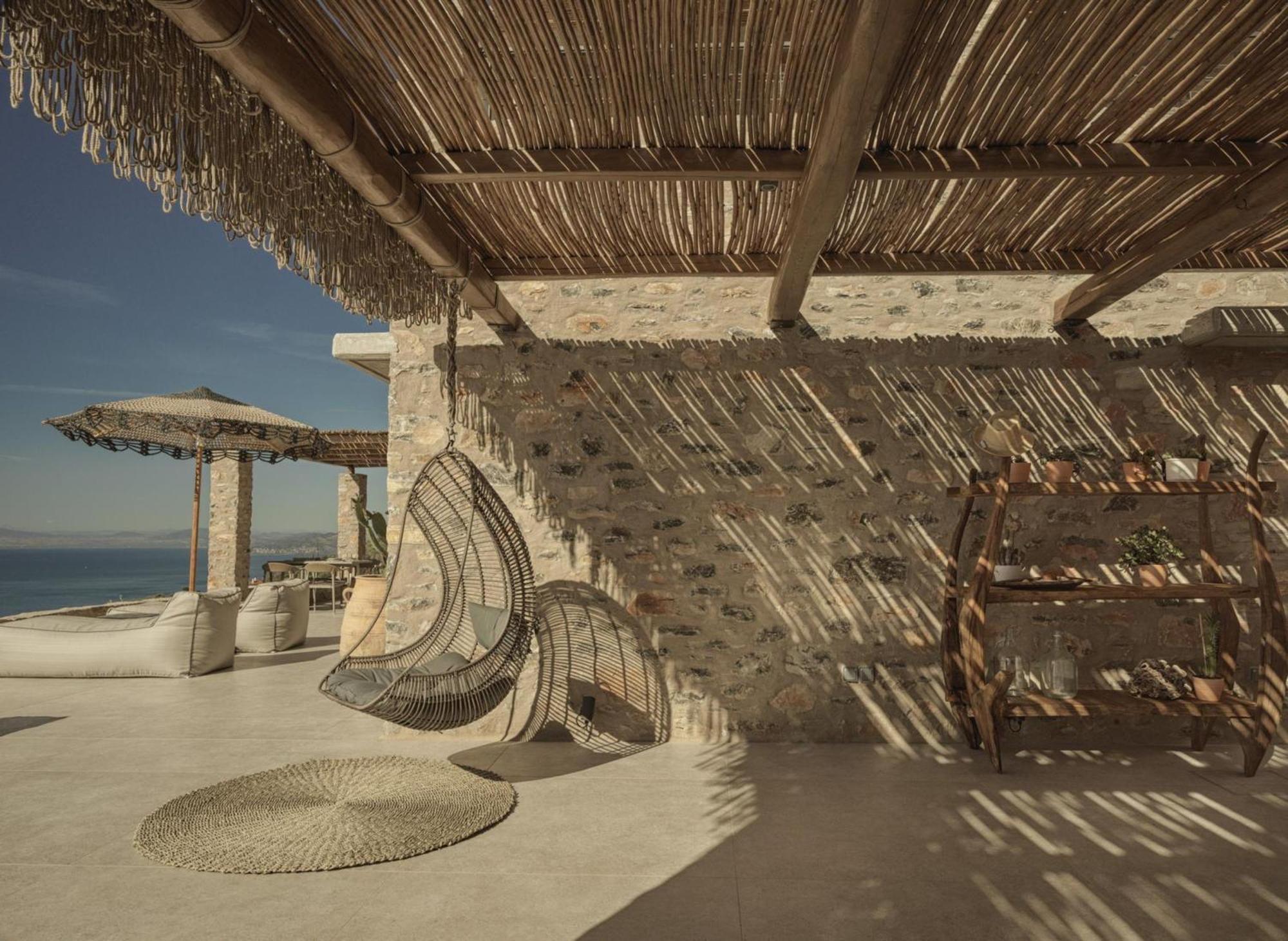 Peliva Nature Suites Pinakátai エクステリア 写真